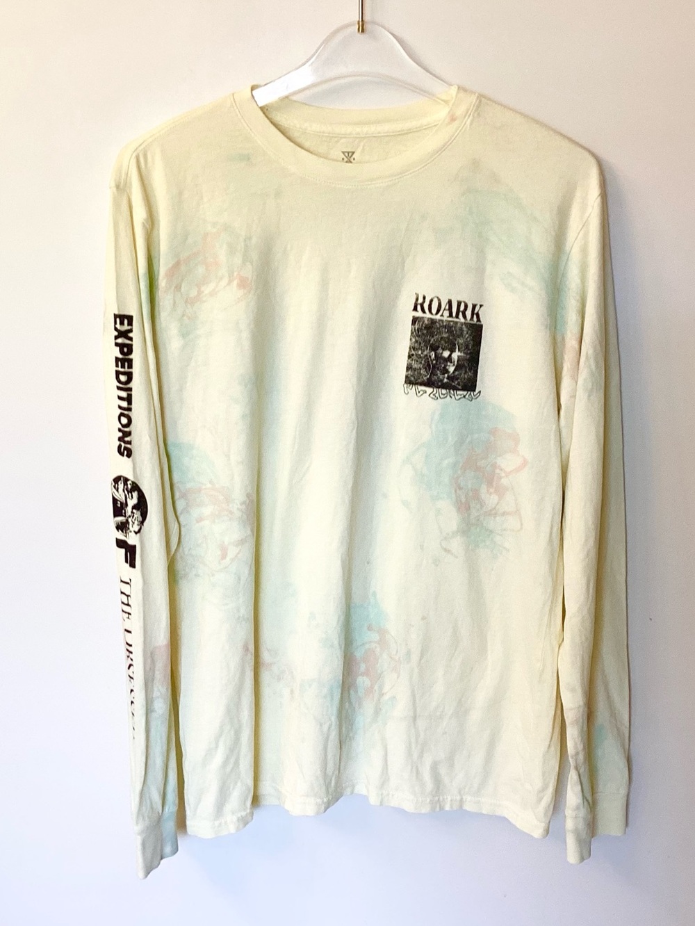 NWT Roark Expeditions of the Obsessed Long Sleeve T-Shirt - Yellow - M